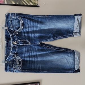 Vigoss Cuffed Capri Jeans Size 22